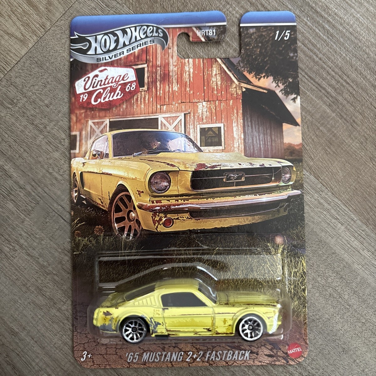 Hot Wheels 65 MUSTANG 2+2 FASTBACK